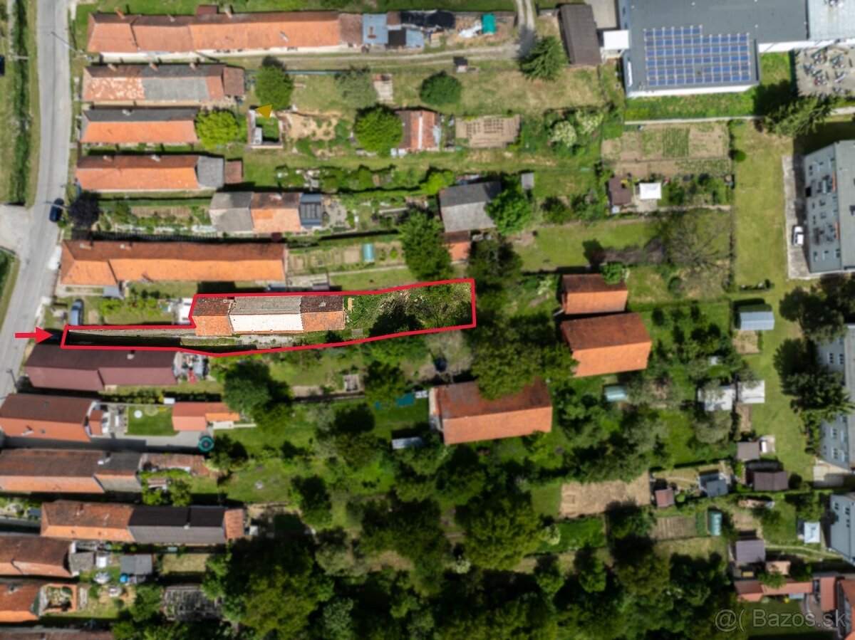 Na predaj stavebný pozemok s RD – Nitrianske Sučany