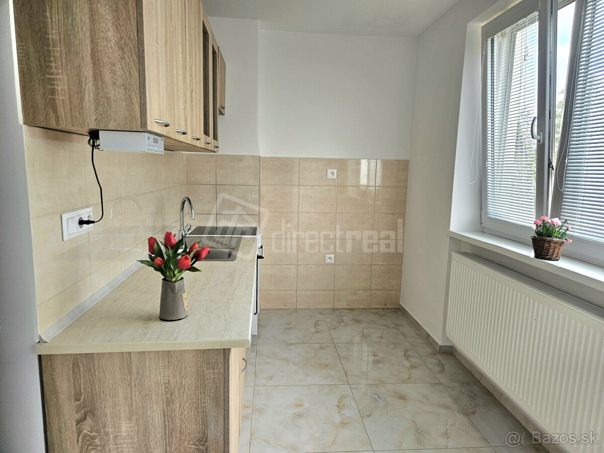 Veľmi pekne zrekonštruovaný 3 izbbyt v centre
