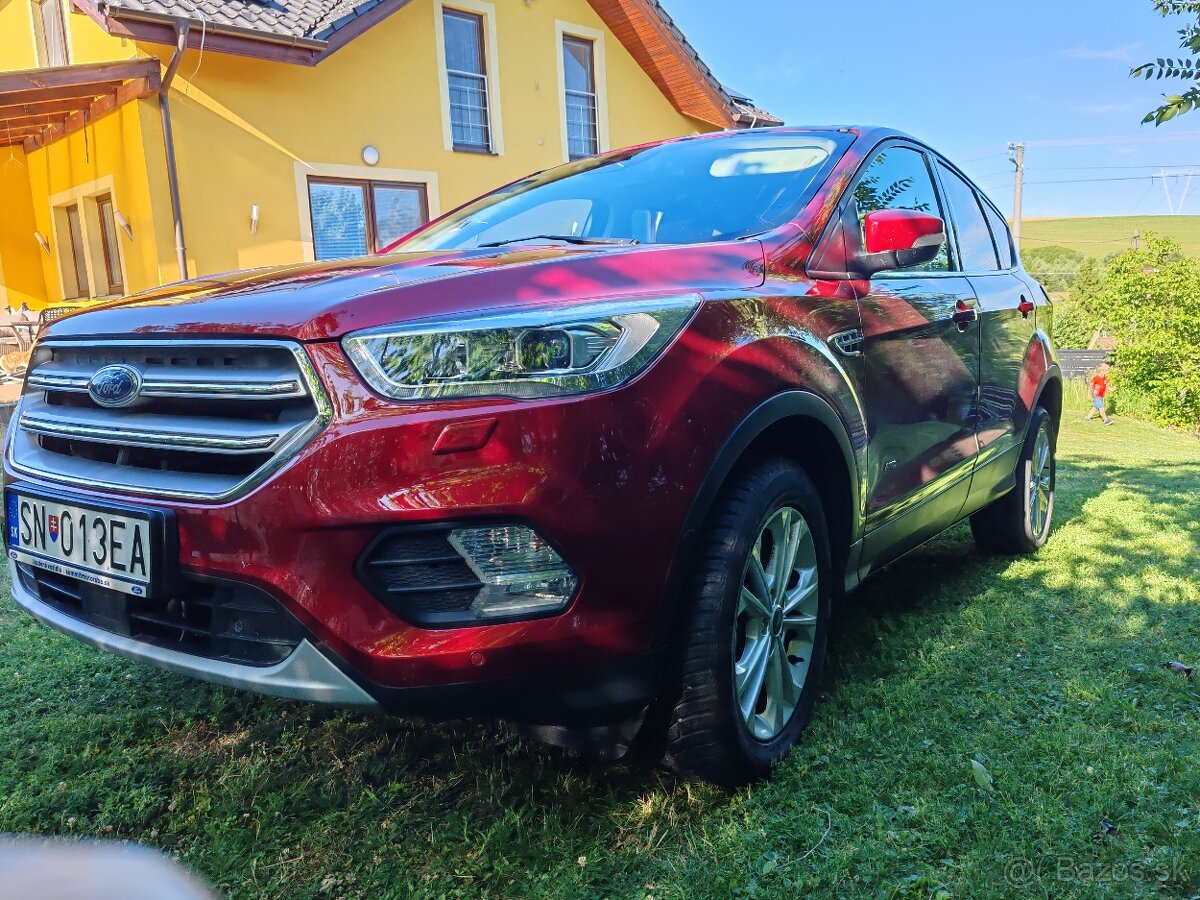 Ford Kuga 2.0 132kw(2019), 4x4 titanium, extra vybava