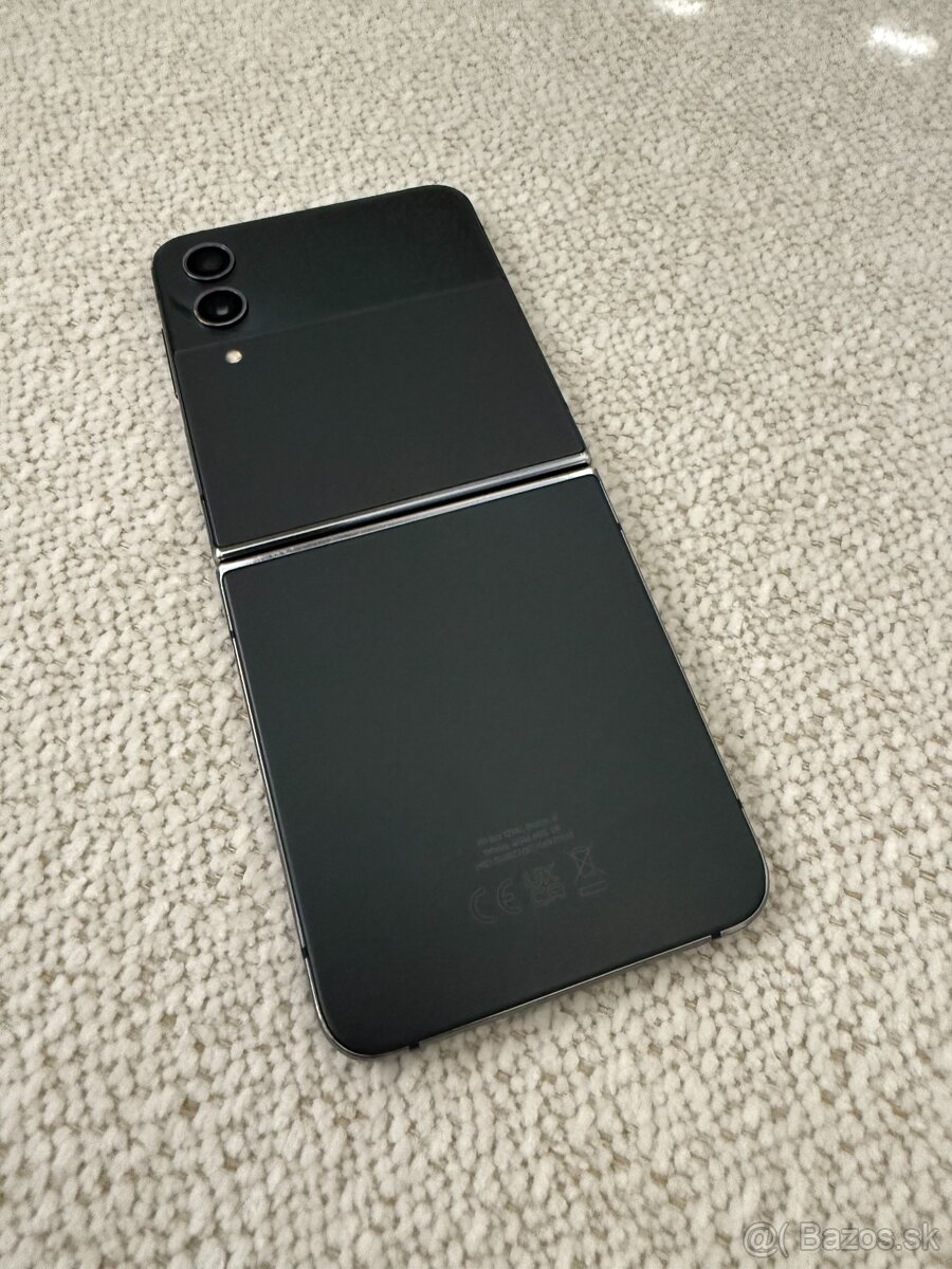 Sasmung Galaxy Flip 4