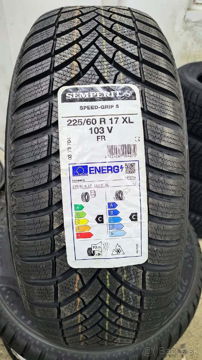225/60 R17 Semperit zimné pneumatiky
