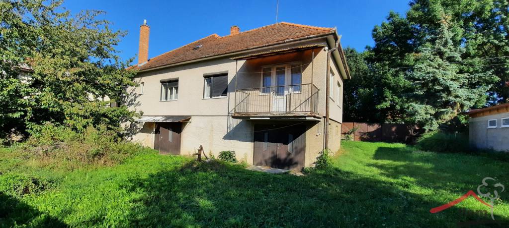 4-izbový RD na predaj, Zlaté Moravce, pozemok 899 m2