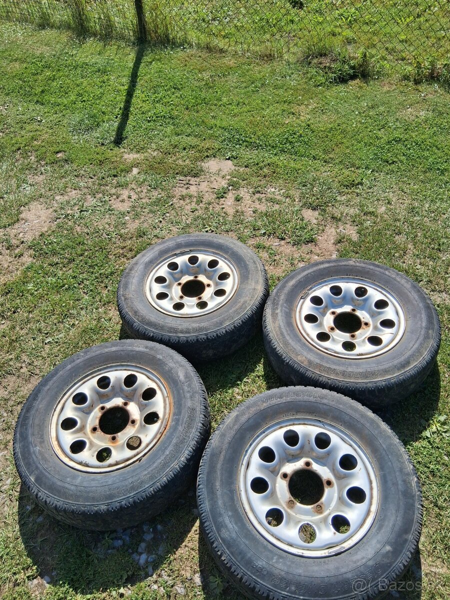 Predam na suzuki samurai disky r15