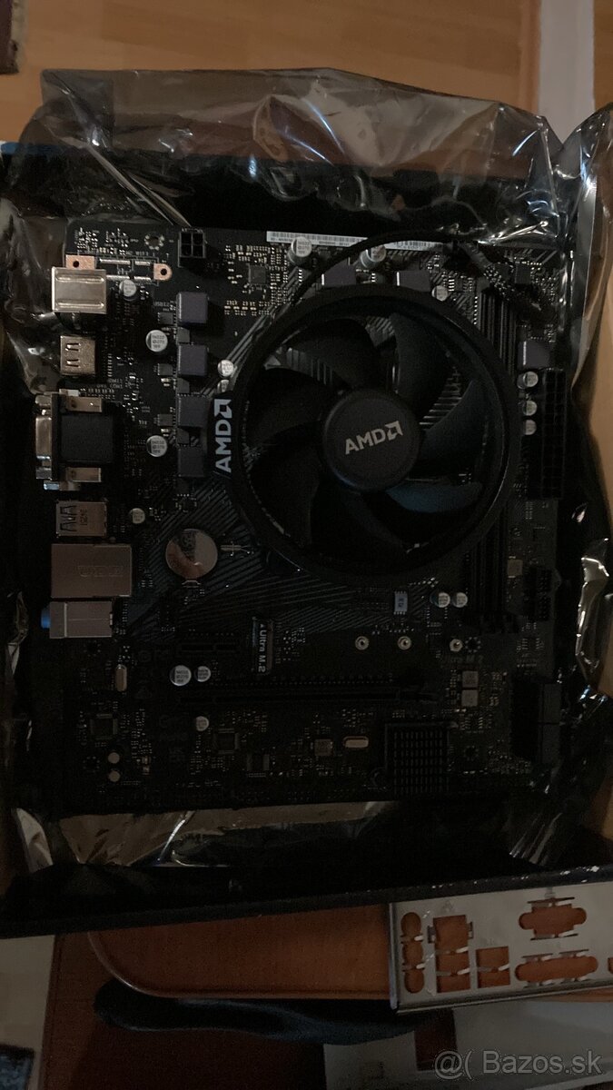 Základná doska ASRock + Ryzen 3 3200G