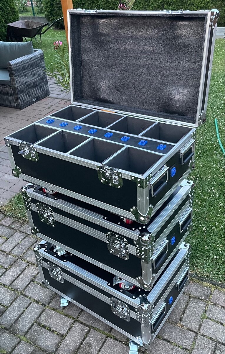 Predám nové baterkové LED PAR 6x18 RGBWAUV WiFi s kejsom