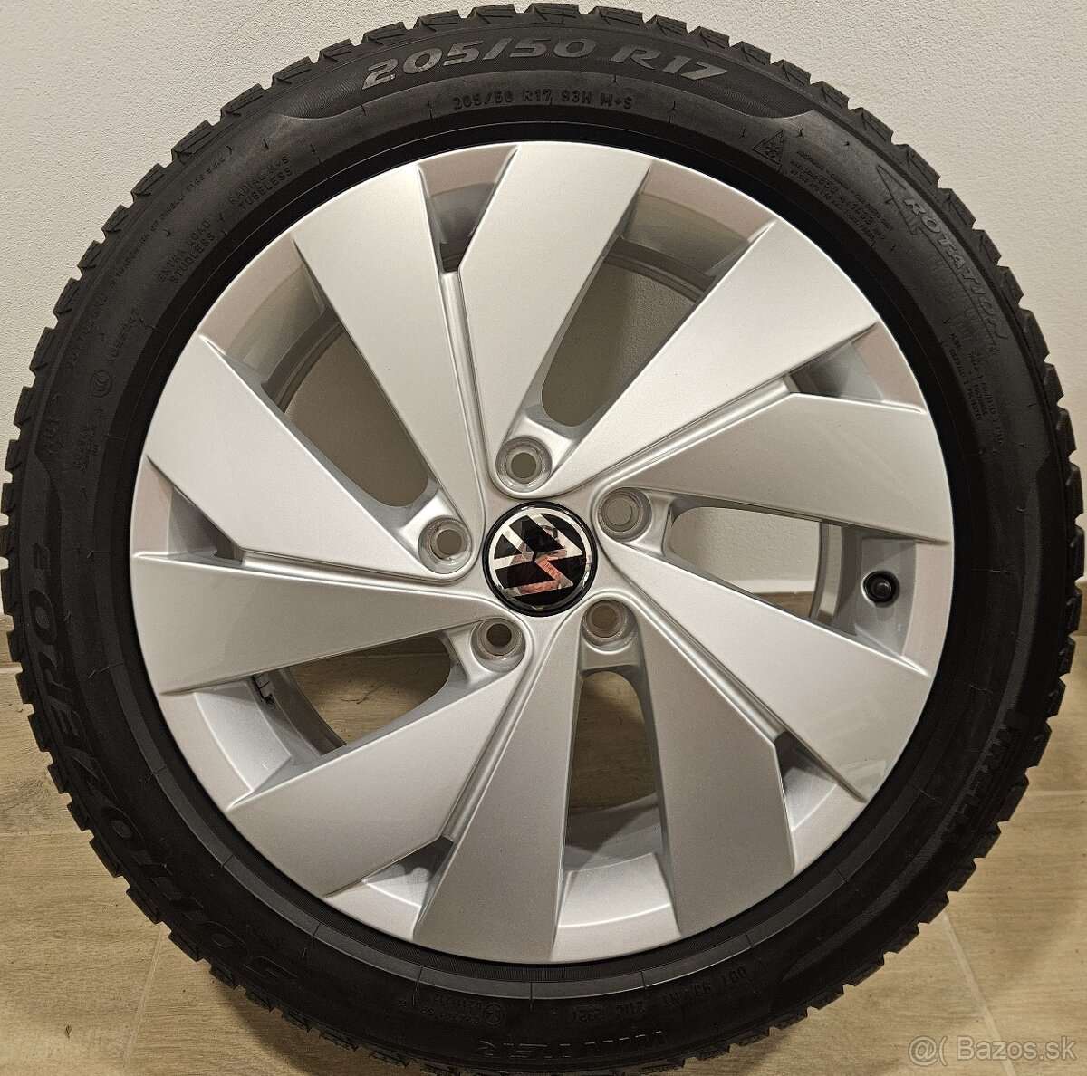 Špičková, orig. zimná sada VW - 5x112 r17 + 205/50 r17