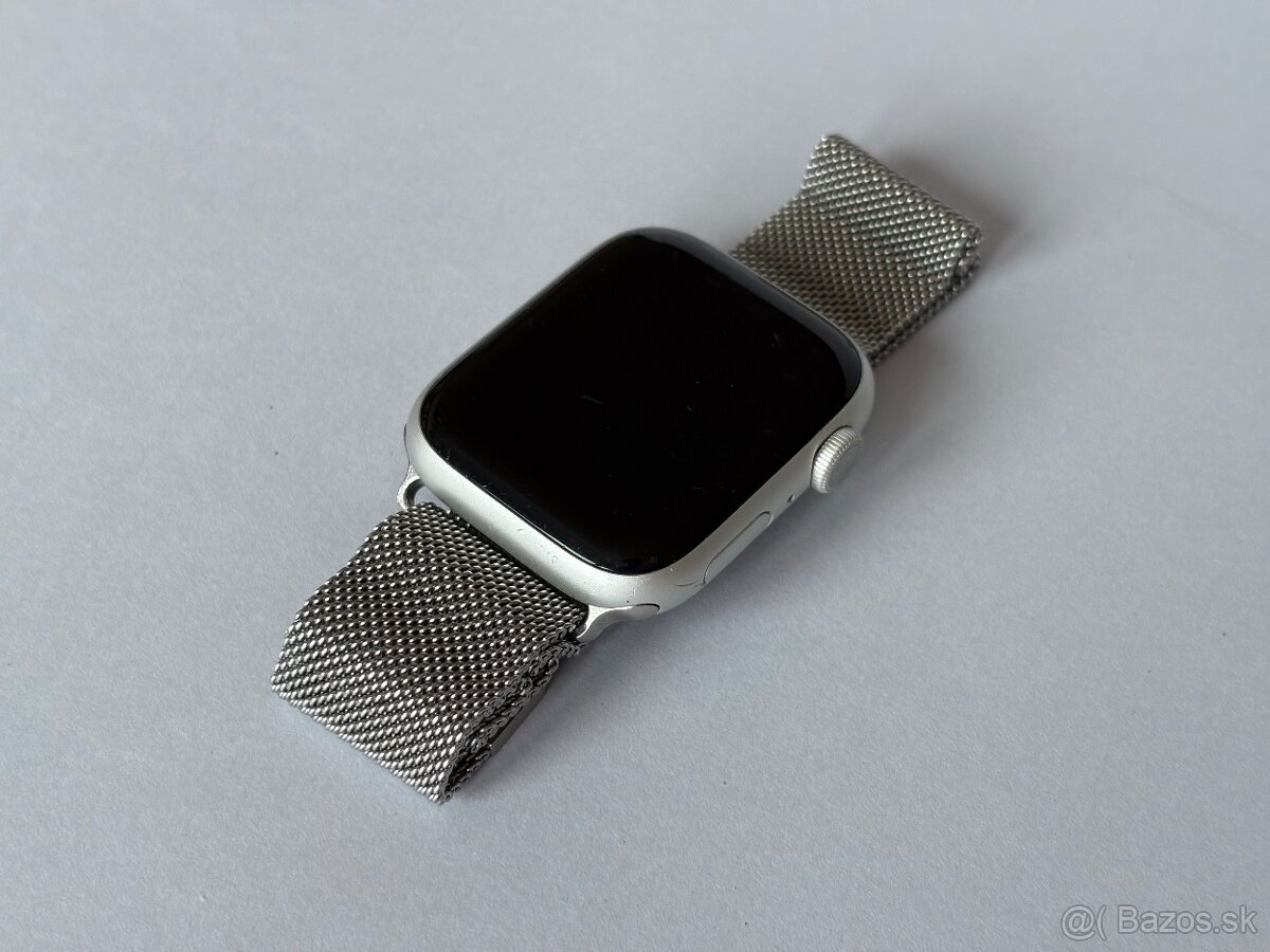 Apple Watch 8 45mm Silver
