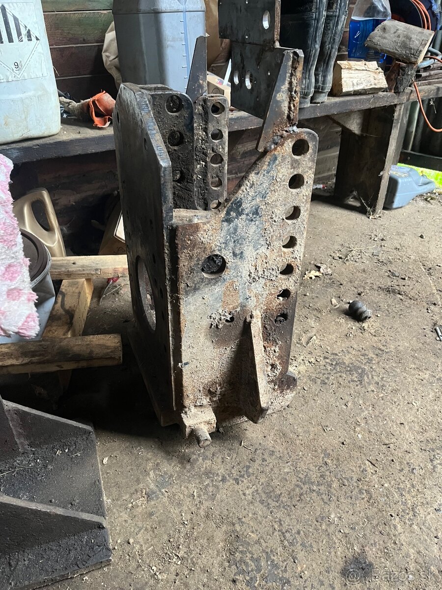 Predám diely na Zetor Crystál