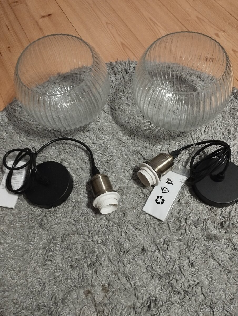 Predam zavesne lampy svetla nove