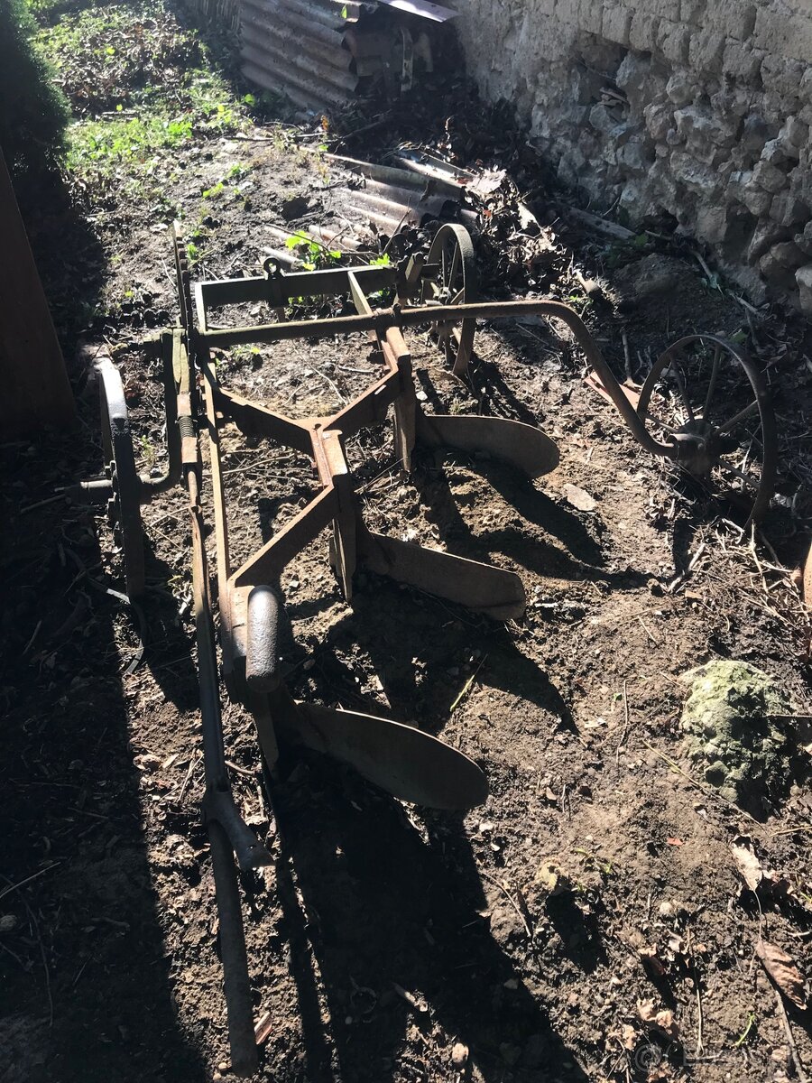 Predám trojradličný konský pluh