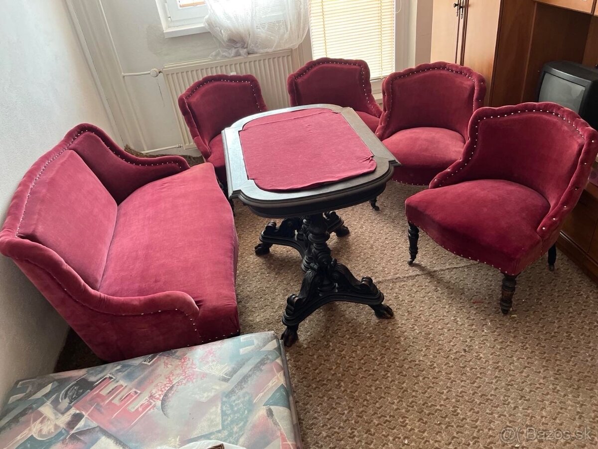 Starozitny nabytok suprava