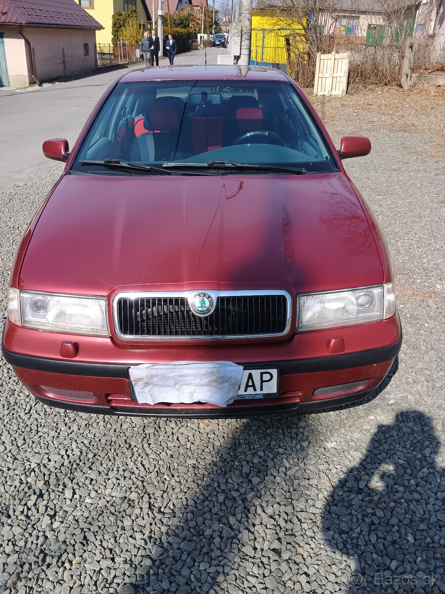 Škoda Octavia 1.8 benzín