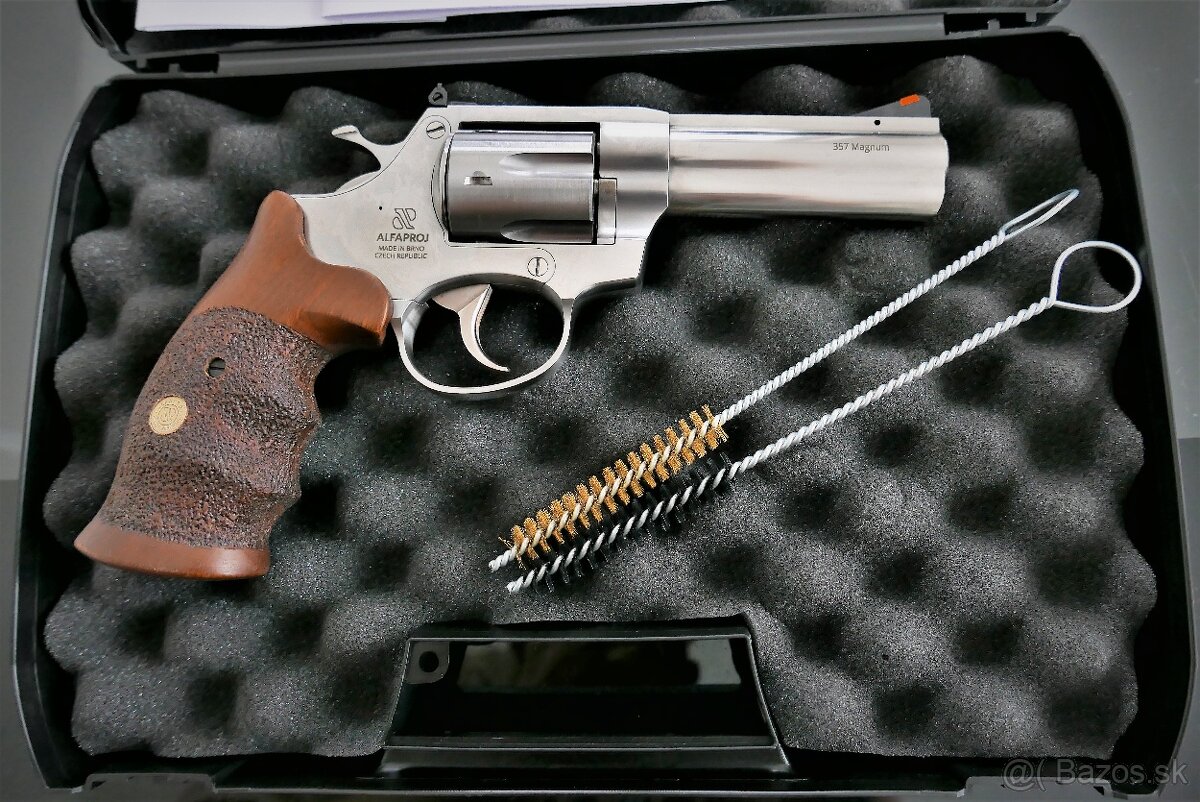 Revolver Alfa Steel 357 Magnum 4" hlaveň