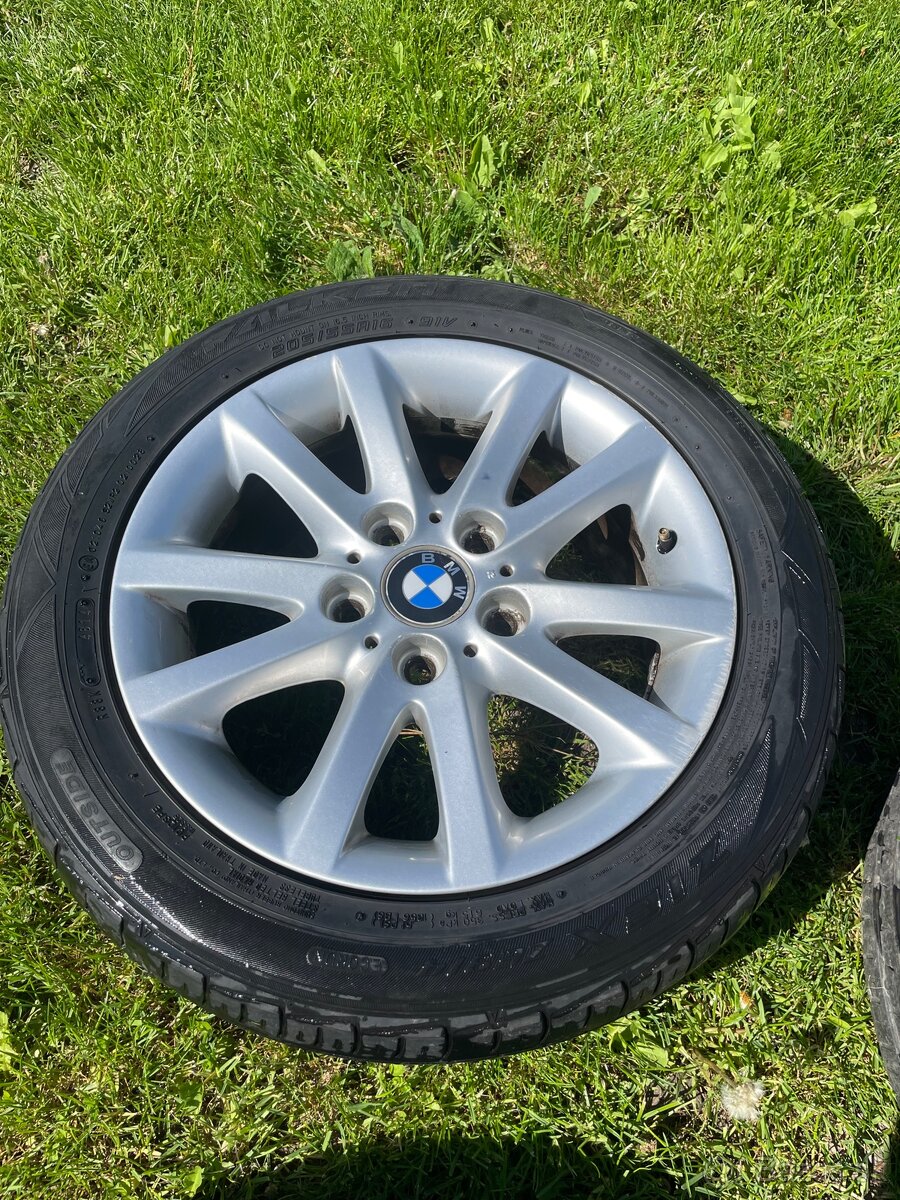 BMW elektrony