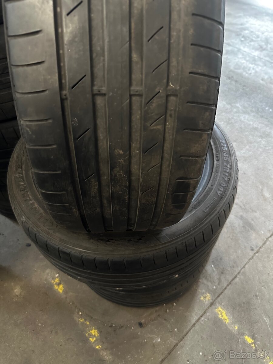 LETNÁ SADA 225/45 R17 KUMHO ECSTA PS71