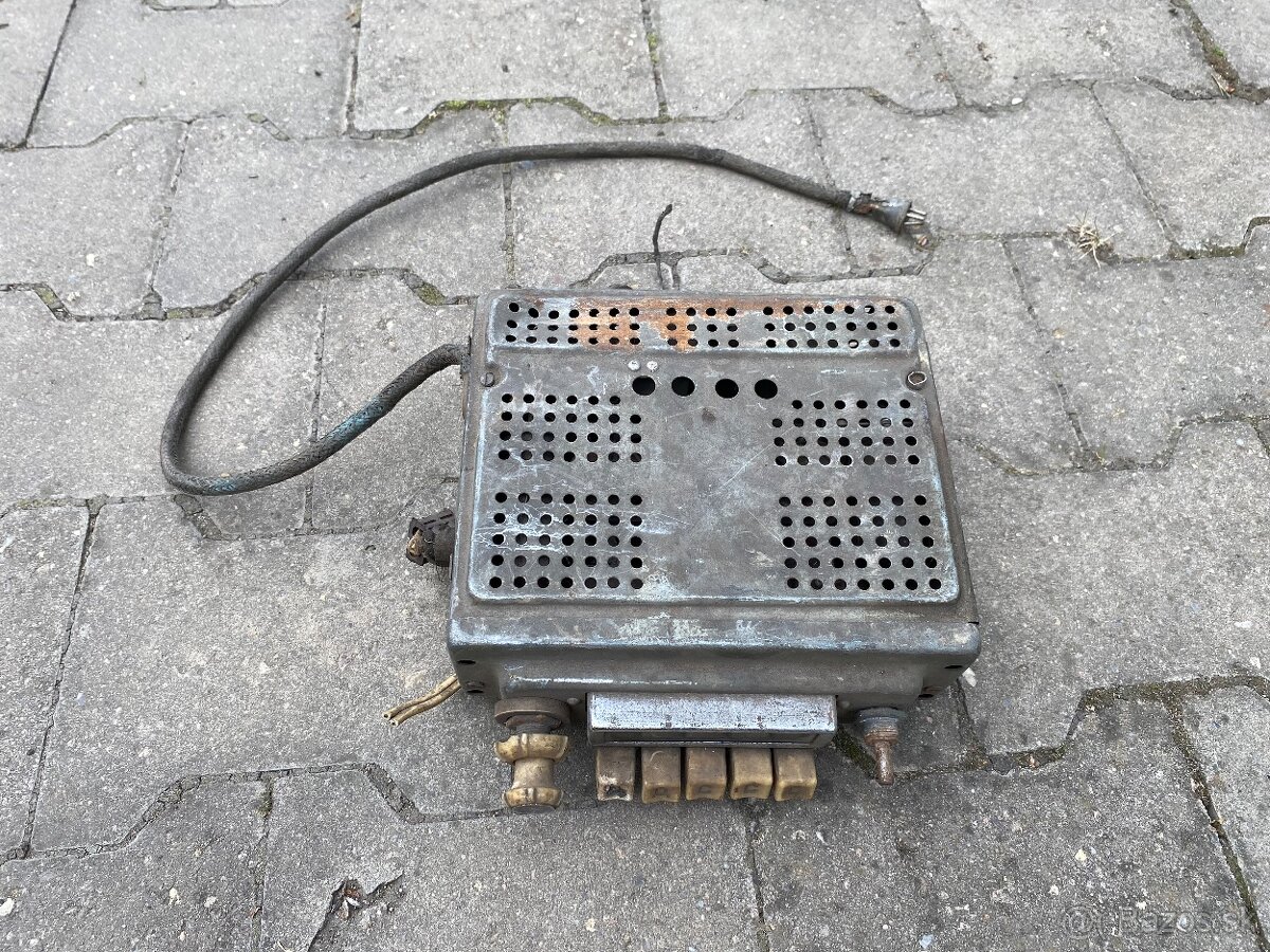 Elektronkove Autorádio Volha Gaz 21