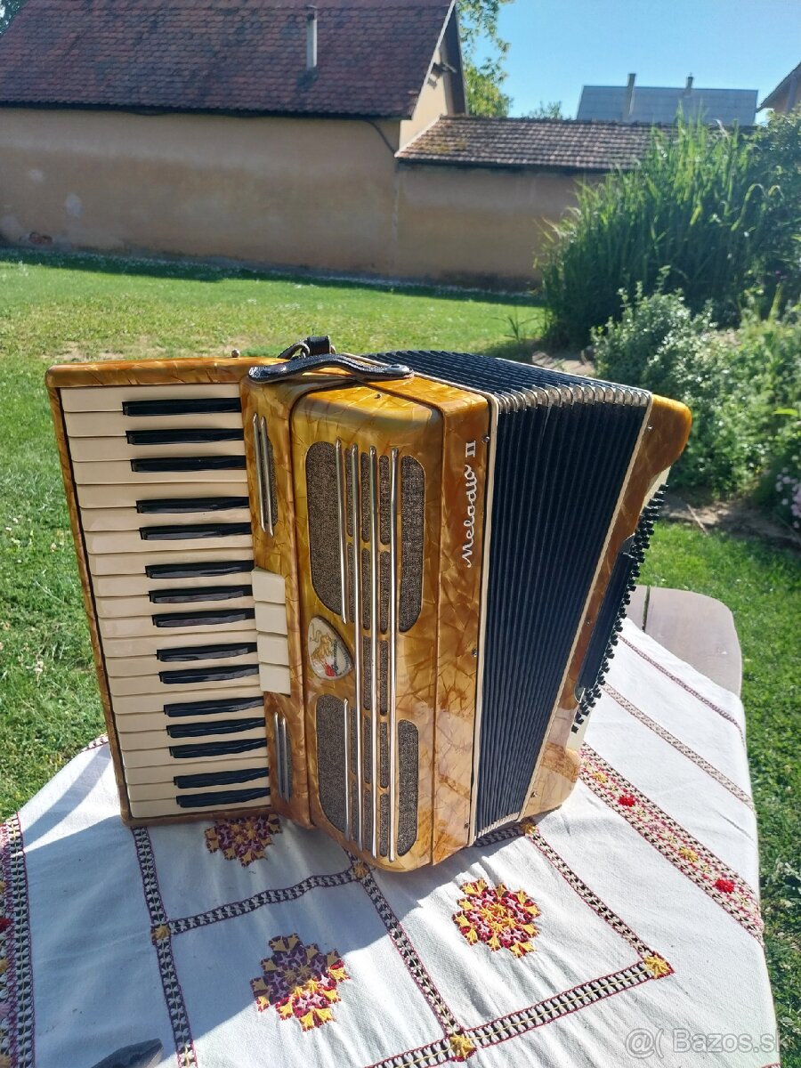 Predám akordeón - harmoniku: Lignatone 80 bass.