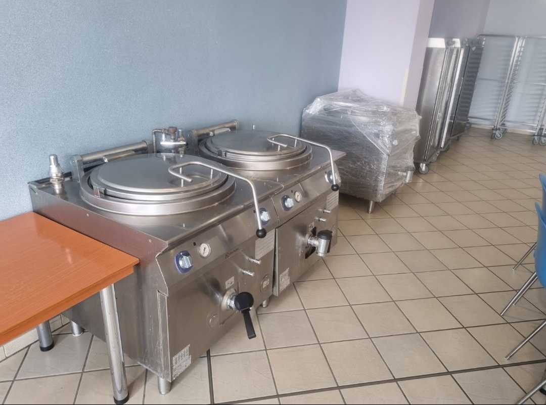 Plynový varný nerezový kotol gastro Electrolux 150L 2 ks