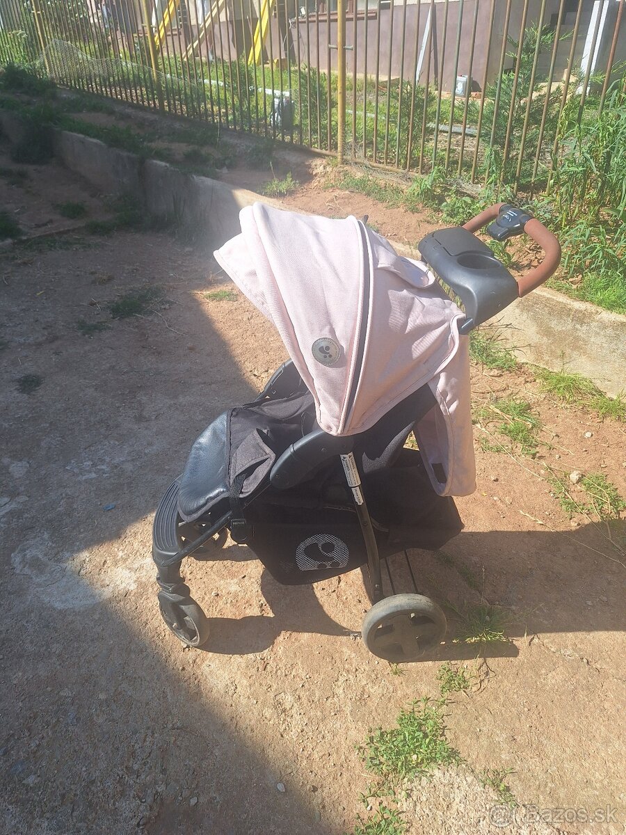 Predám športový kočík