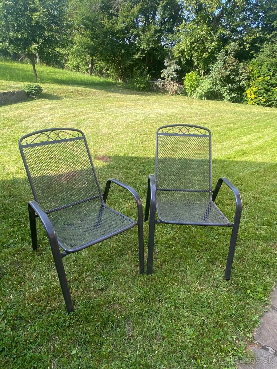 Predám železné pohodlné stoličky 6 kusov