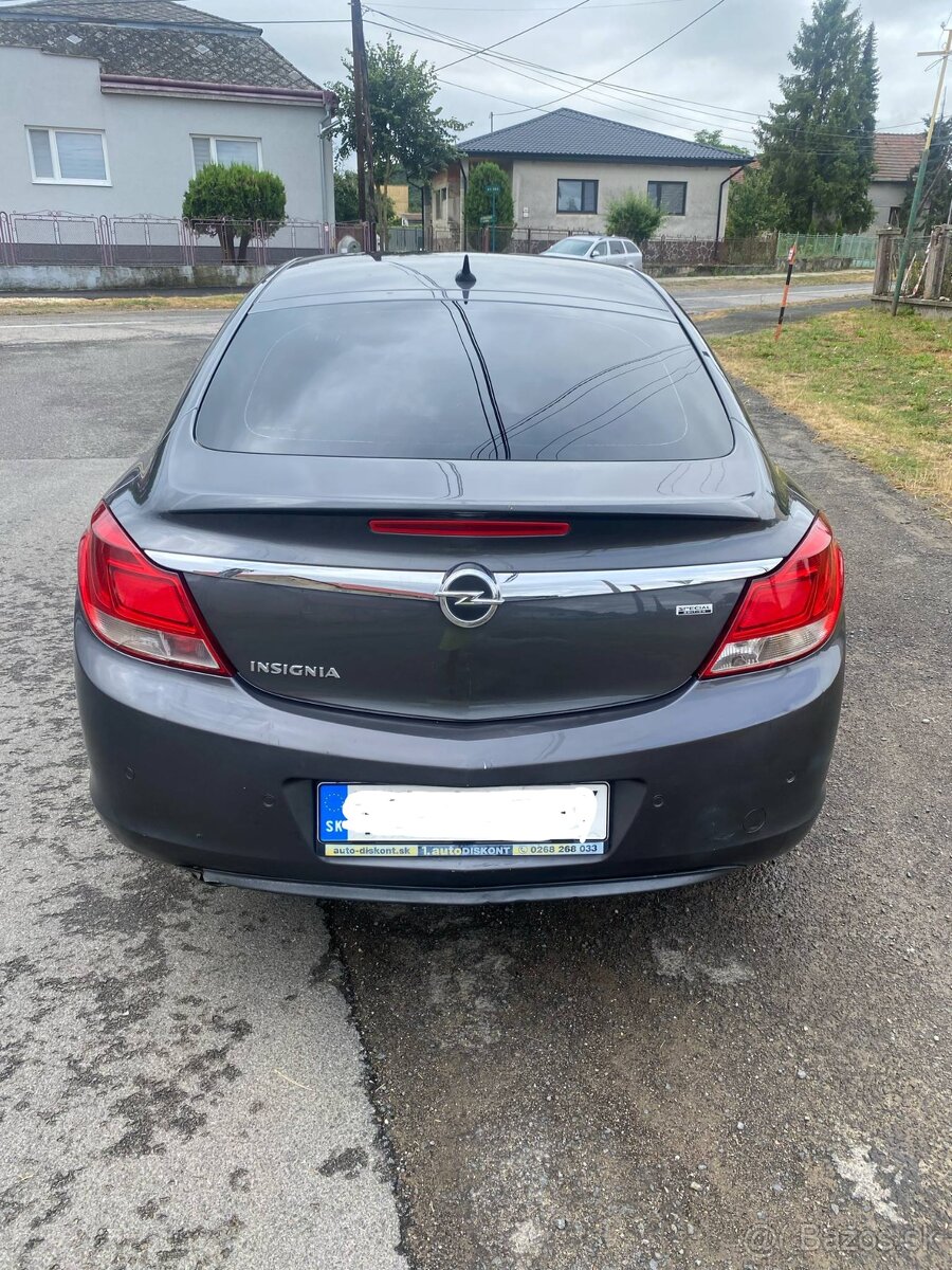 Opel Insignia 1.8 Benzín