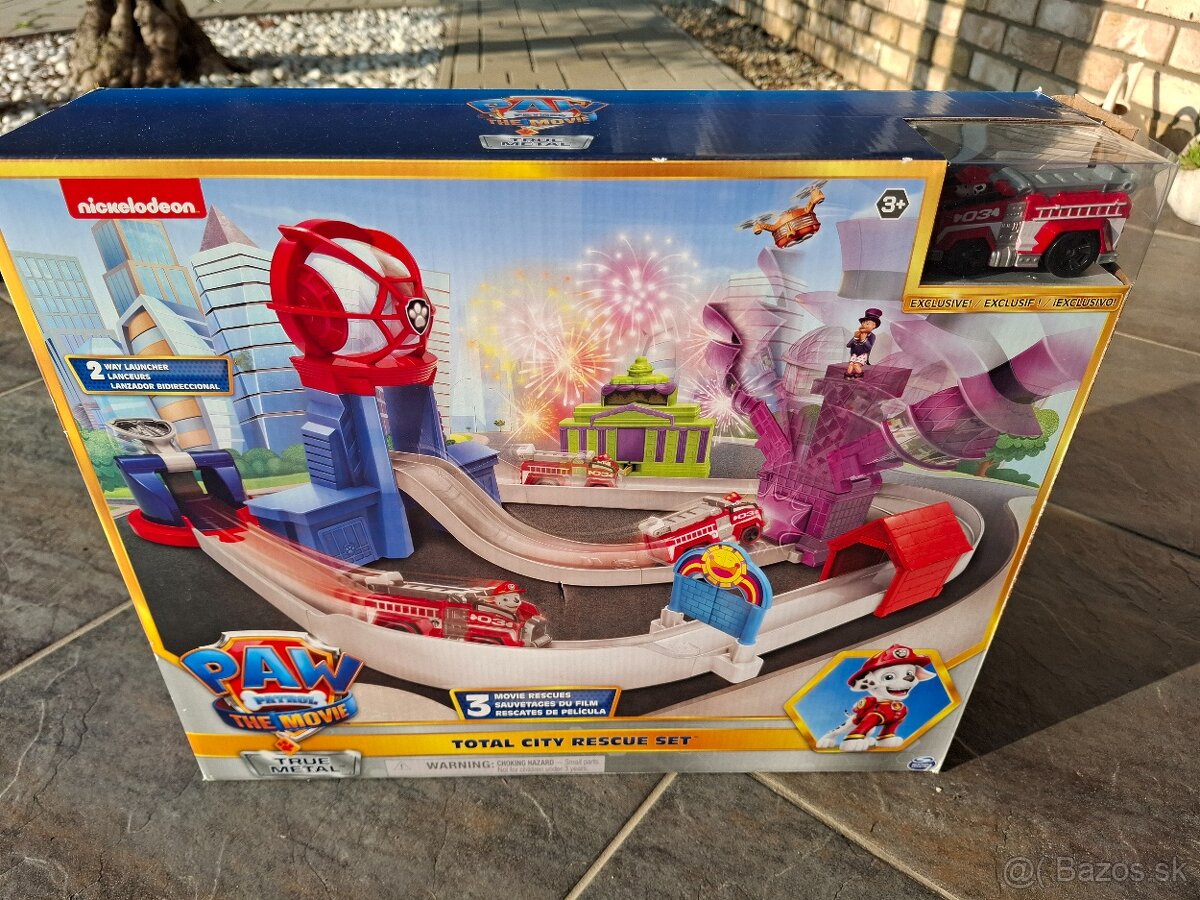 Spin Master Paw Patrol Movie Adventure City Play Set
