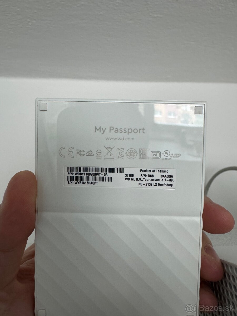 Predam XBOX S 500gb+2tb ext.disk+Xbox hry