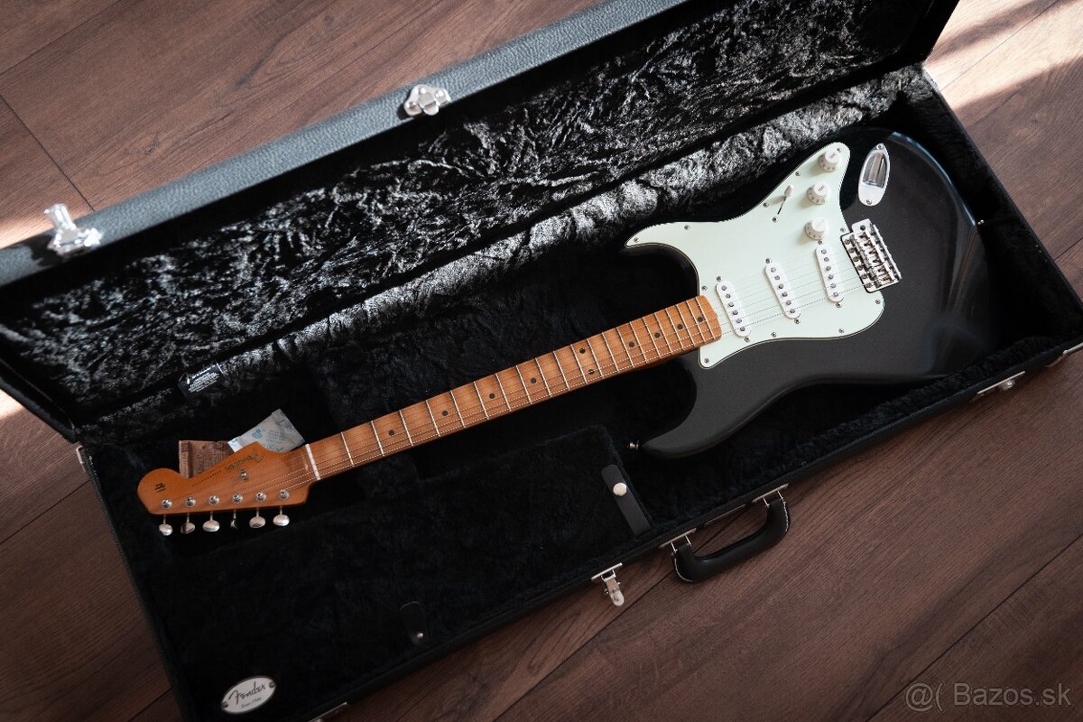 Limited Edition Vintera® II Road Worn® '60s Stratocaster®