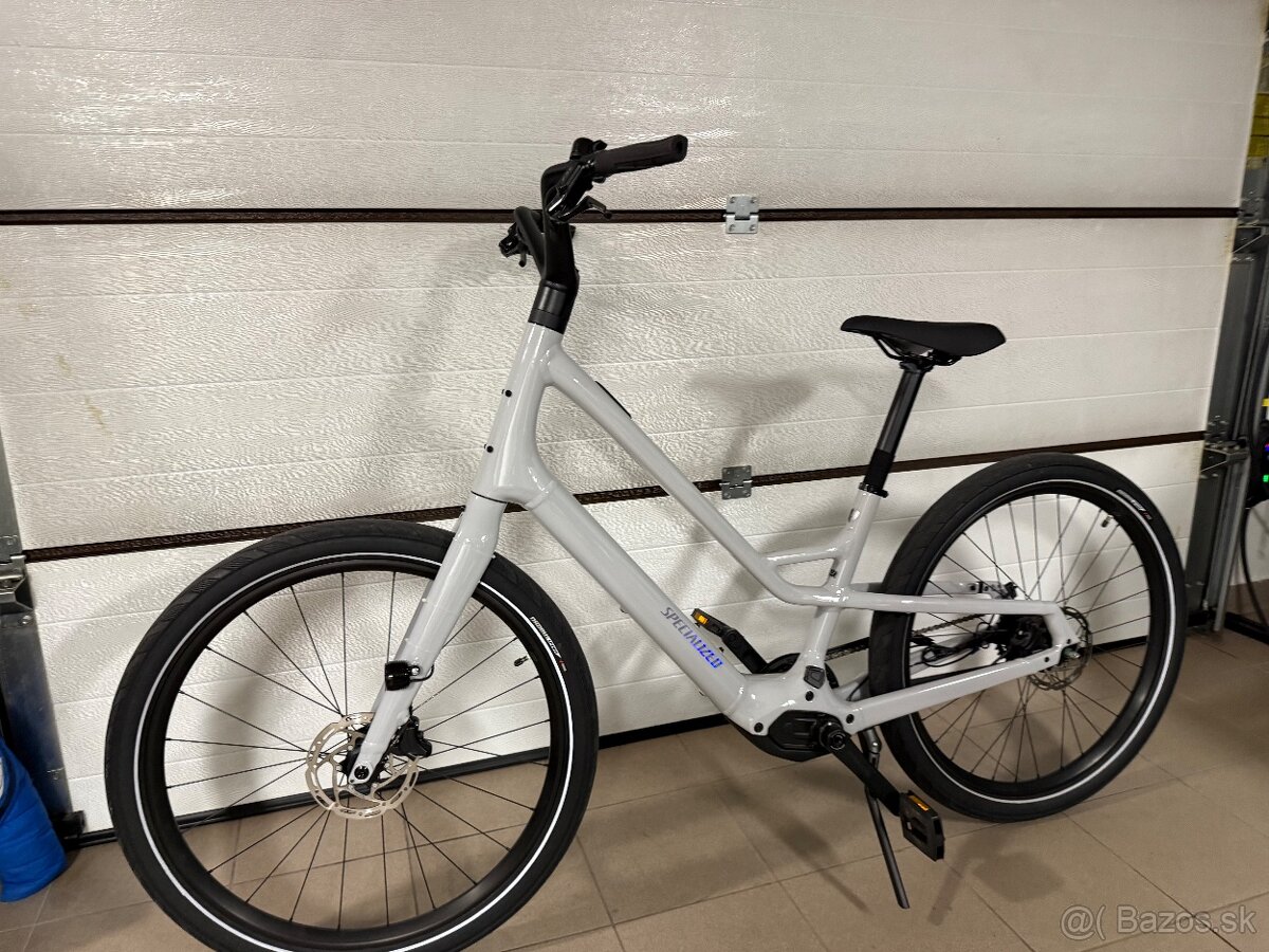 Predam Specialized Turbo Como SL 4, velkost L