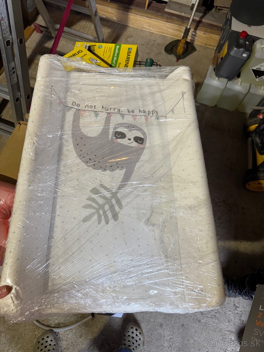 Prebaľovací pult, Prebaľovaci pult s vaničkou