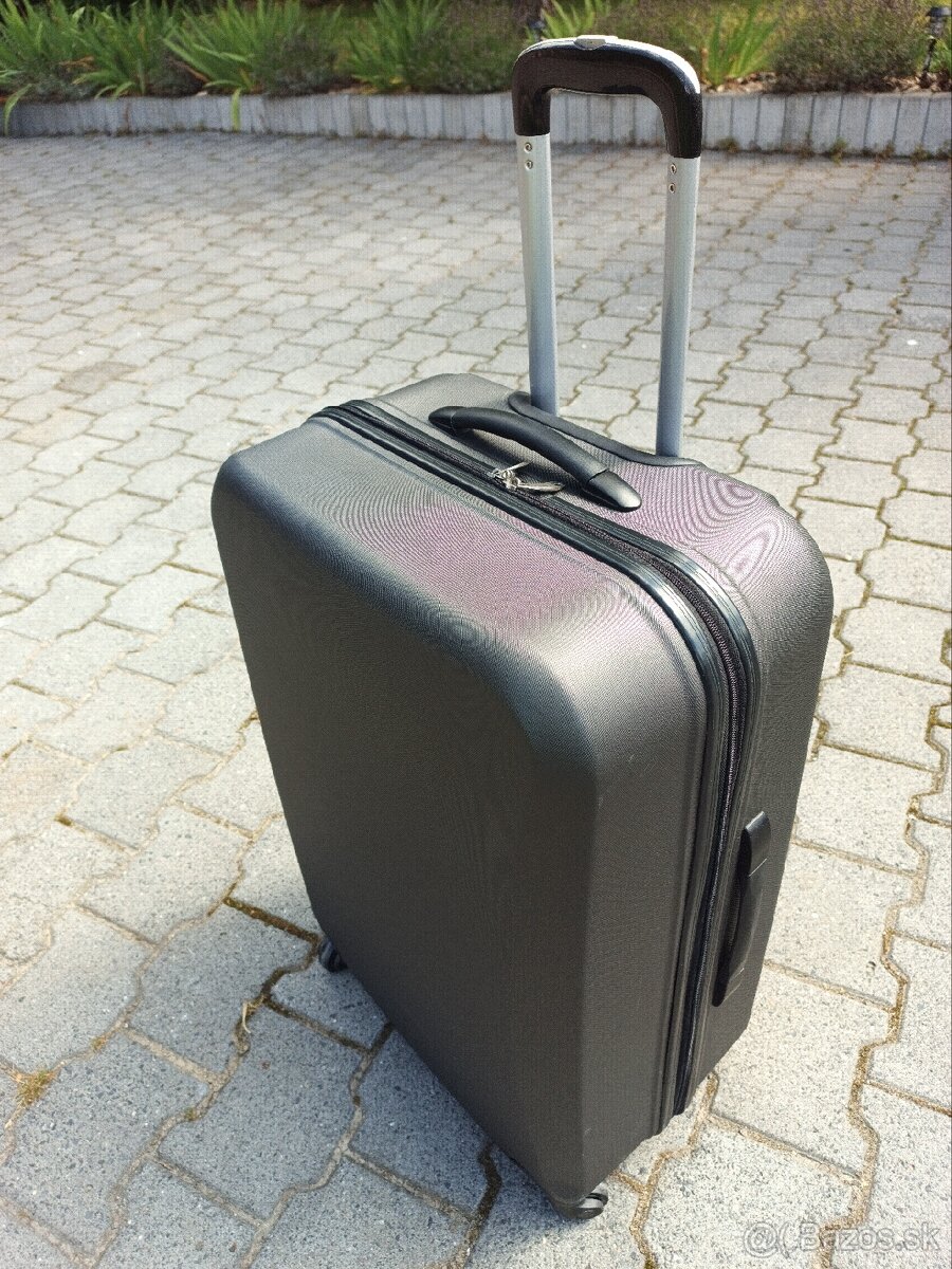 Kufor cestovný 70l