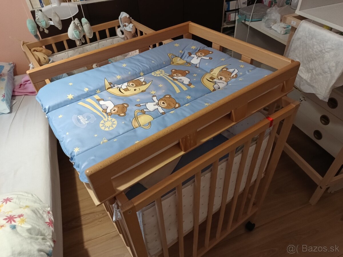 Prenosný prebaľovací pult