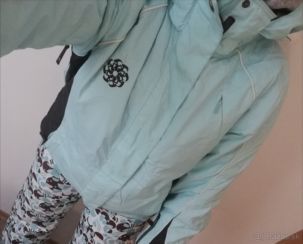 Dámska lyžiarska bunda veľ. M
