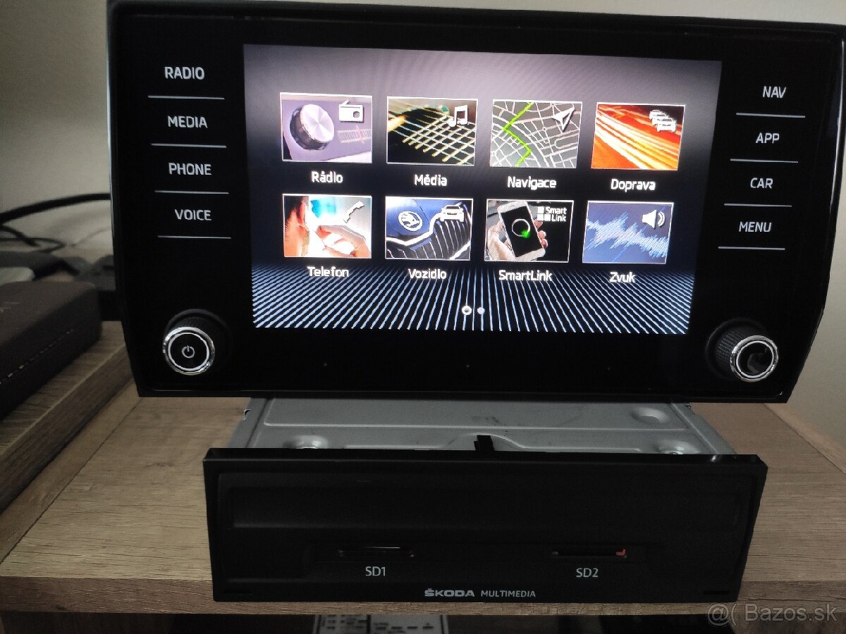 MIB2 Škoda Bolero Amundsen s Carplay a Android Auto