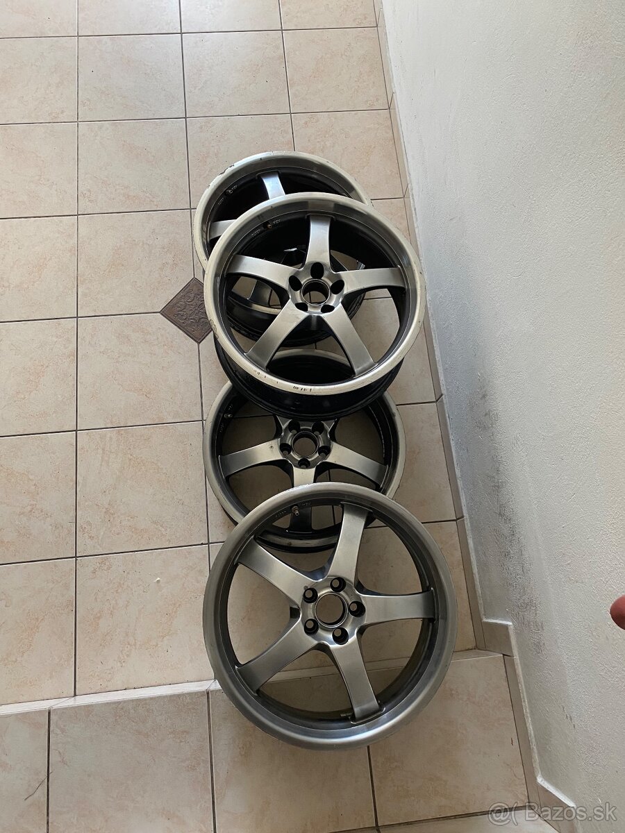 DOTZ R18 5x100