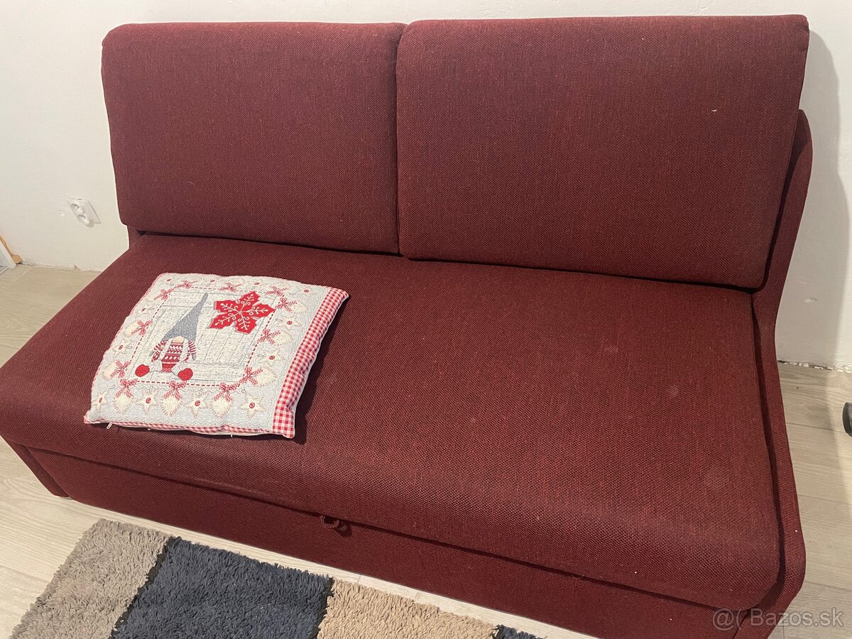 Rozkladacia sedacka 160cm