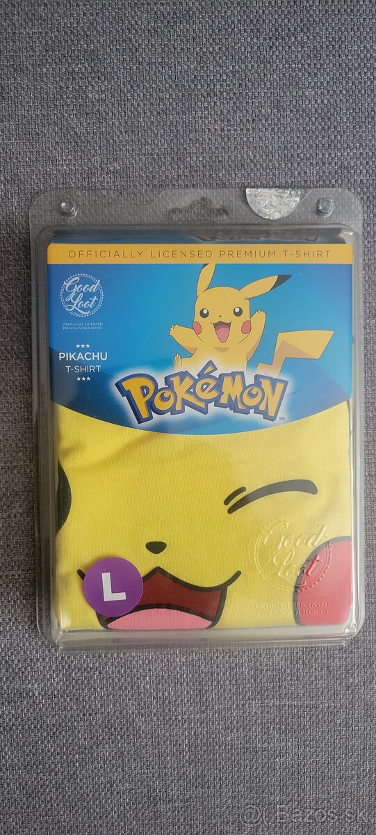 Predam tricko Pikachu od Good Loot velkost L