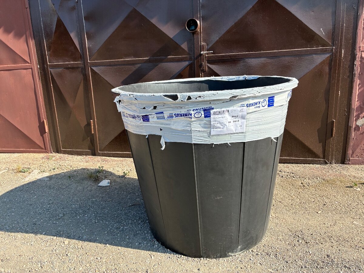 Plastový sud na dažďovú vodu 500l