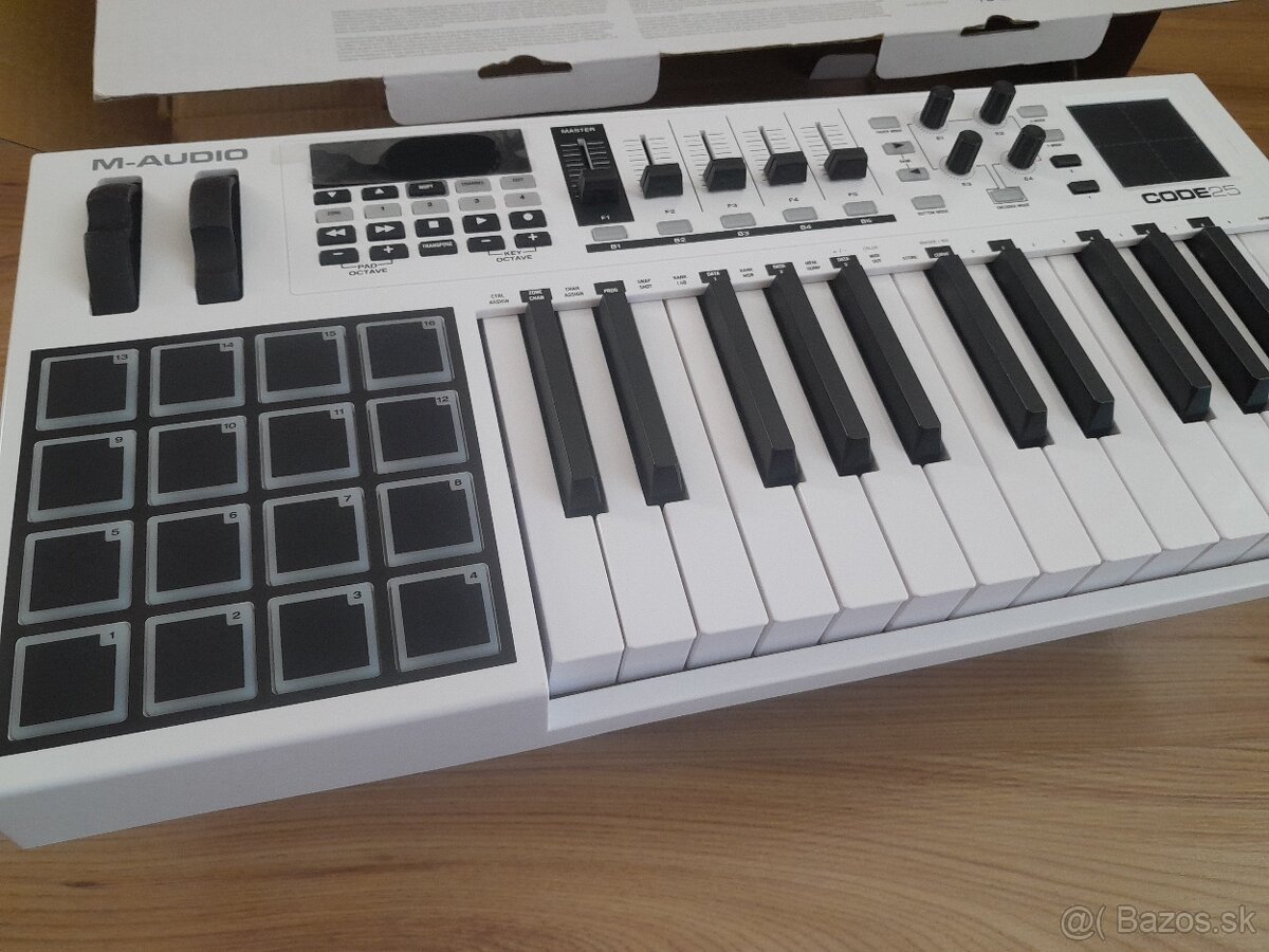 M-Audio Code 25