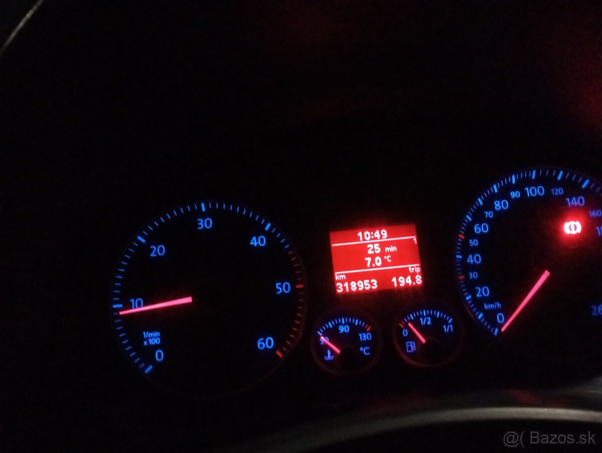 Volkswagen golf 1,9 77 kw