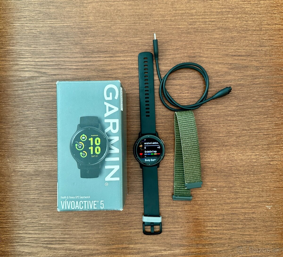 GARMIN Vivoactive 5 cierne, TOP, ZARUKA