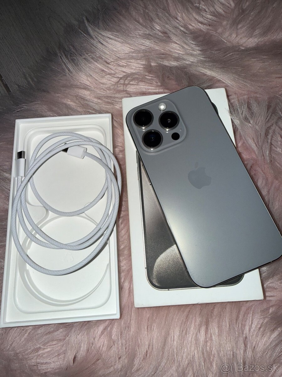 iPhone 15 pro 128gb