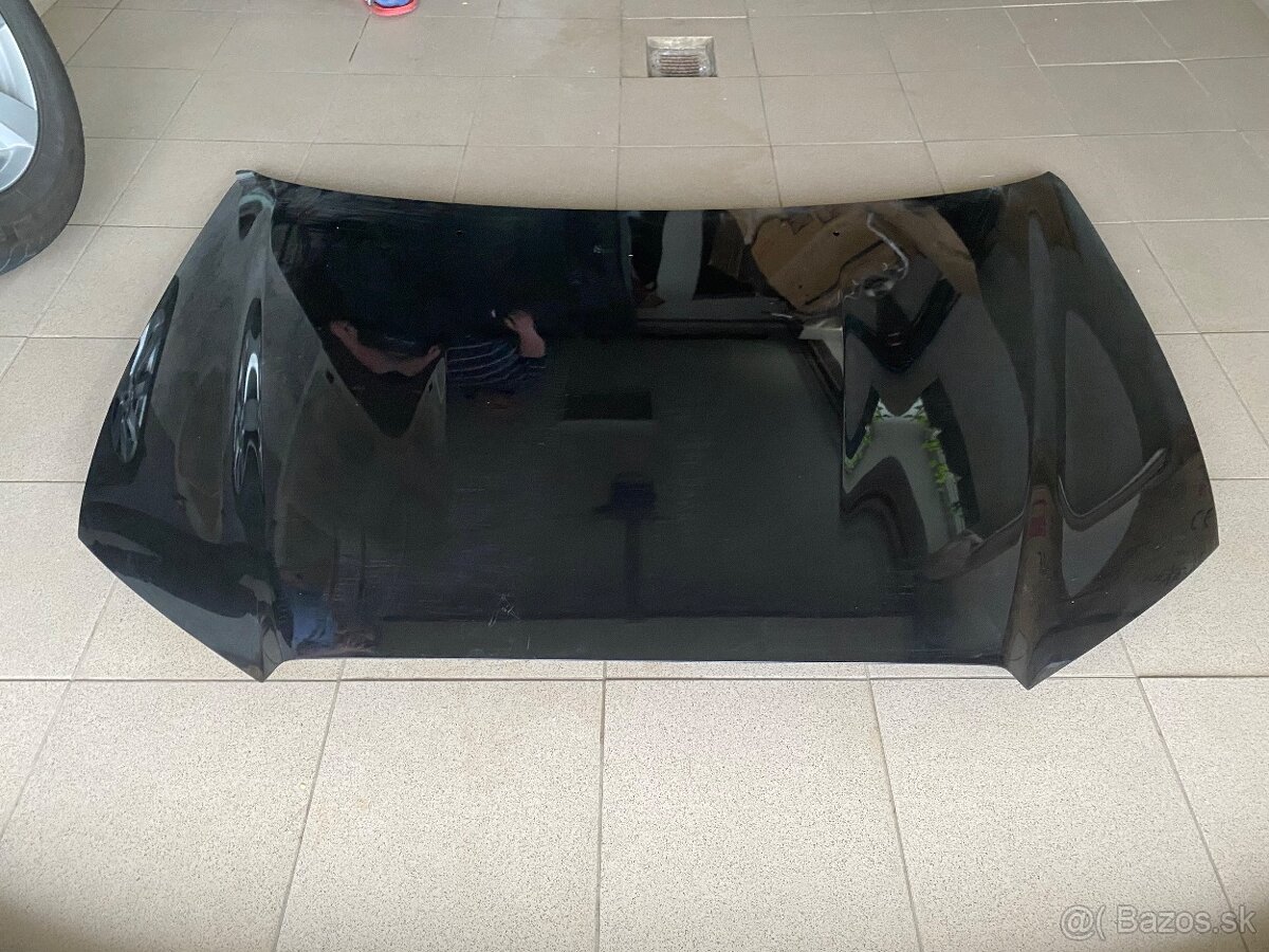 Predná kapota na Mitsubishi asx