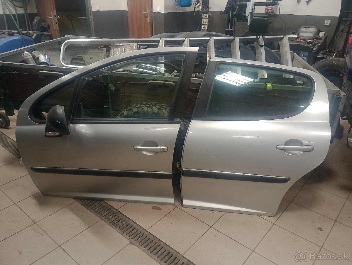 Dvere Peugeot 207