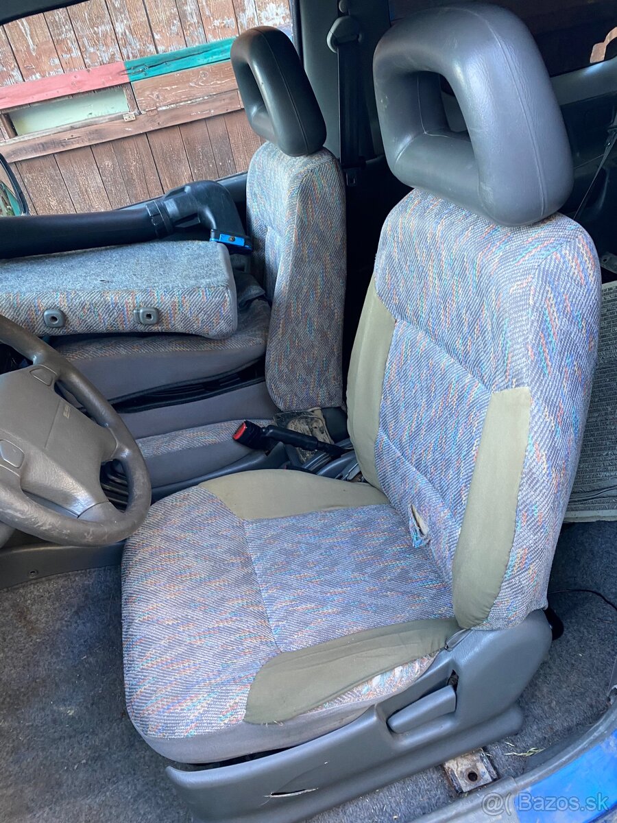 Sedačka suzuki jimny