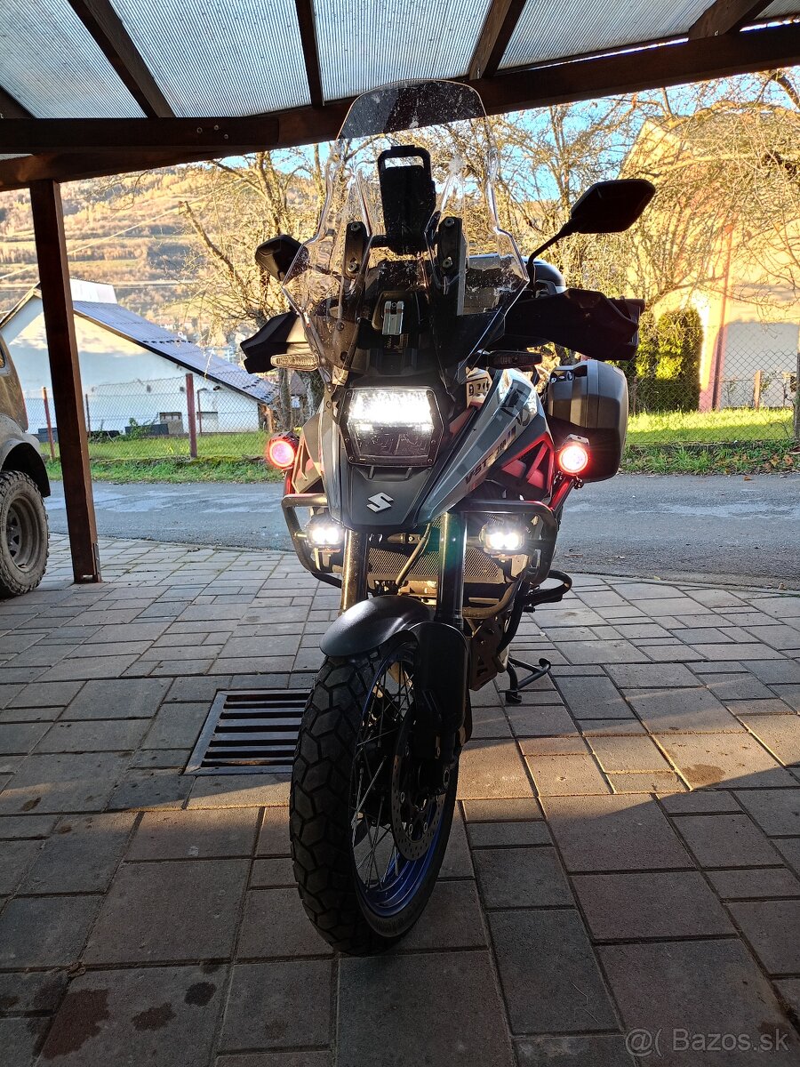 Suzuki V-strom 1050 DL