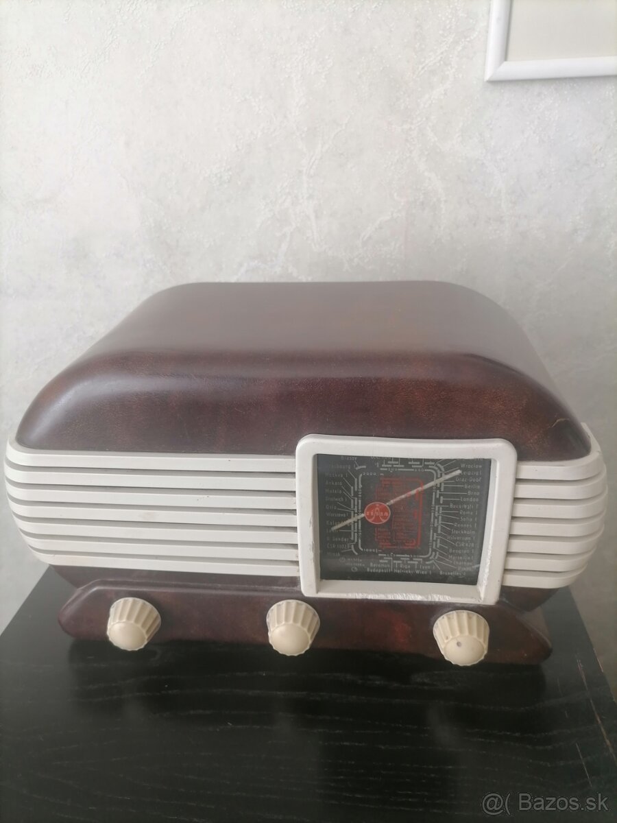 Starožitné rádio Tesla Talisman 307 U