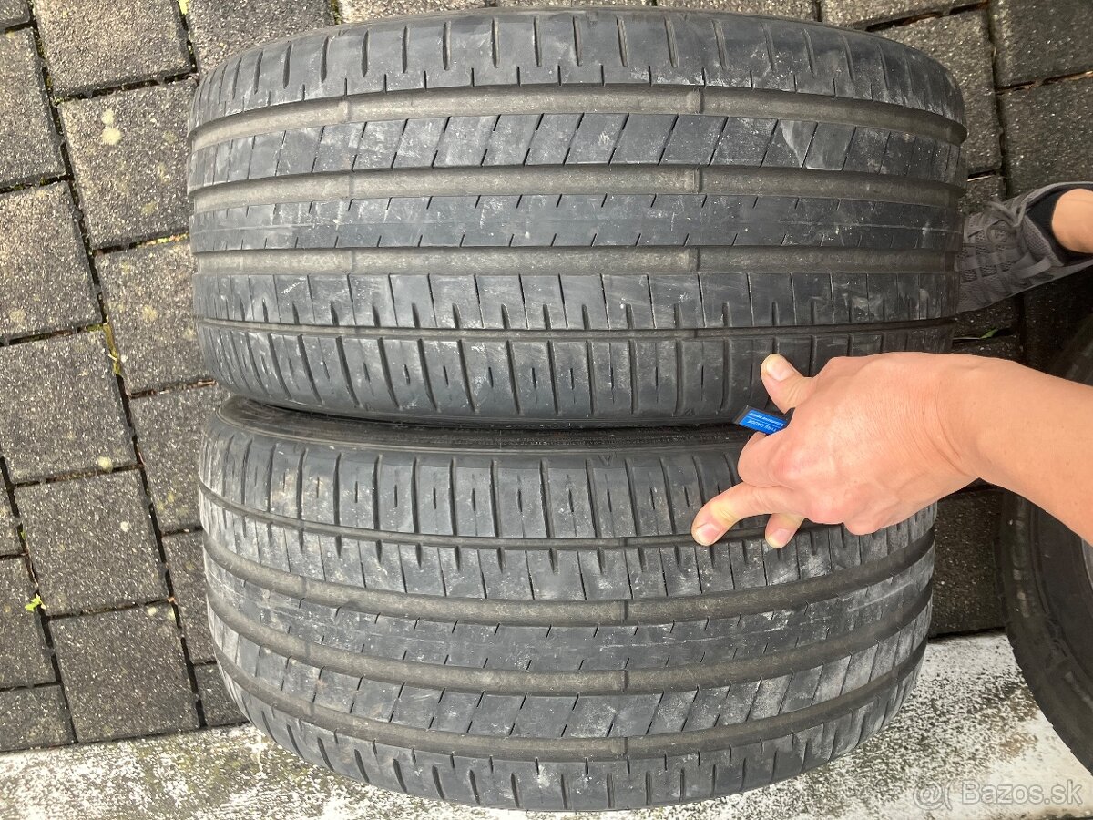 Falken 245/35 ZR20 letné