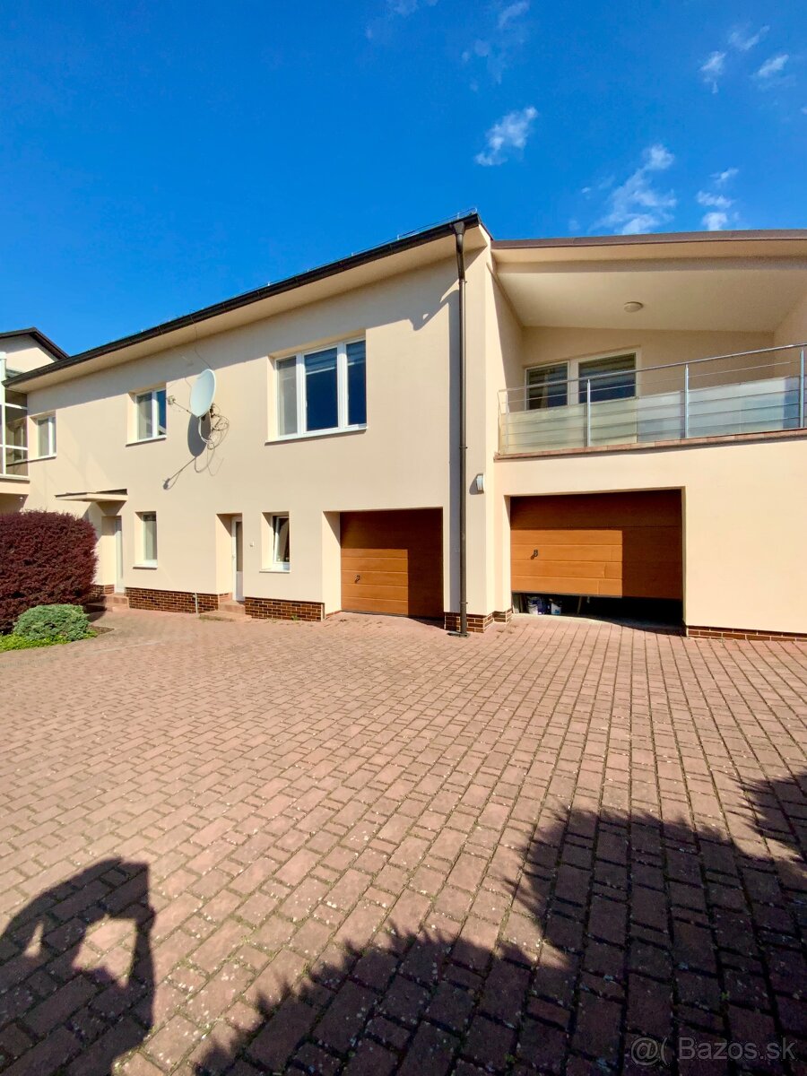 Prenájom 3 izbový byt 106m2 Nitrianske Pravno