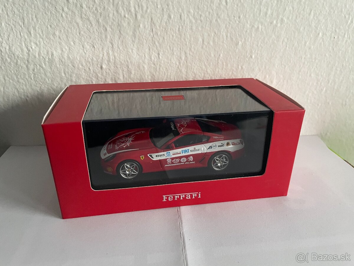 1:43 IXO Ferrari F599 GTB Panamericana